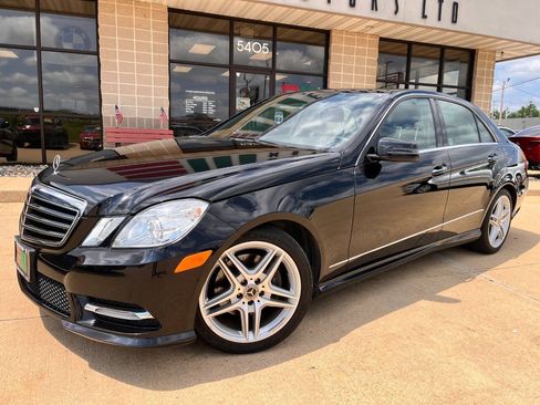 Used 2013 Mercedes-Benz E 350 4MATIC Wagon image 2