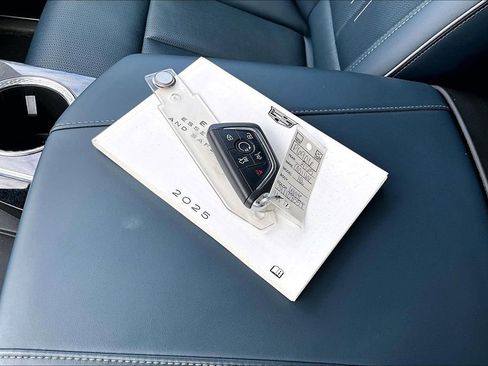 Certified 2025 Cadillac Escalade IQ Luxury 2 w/ LPO, Premium Carpet Package AWD/4WD image 35