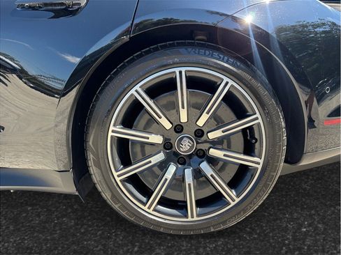 Used 2020 Porsche Taycan 4S w/ Premium Package AWD/4WD image 16