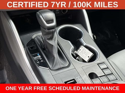Used 2023 Toyota Highlander XLE FWD image 23