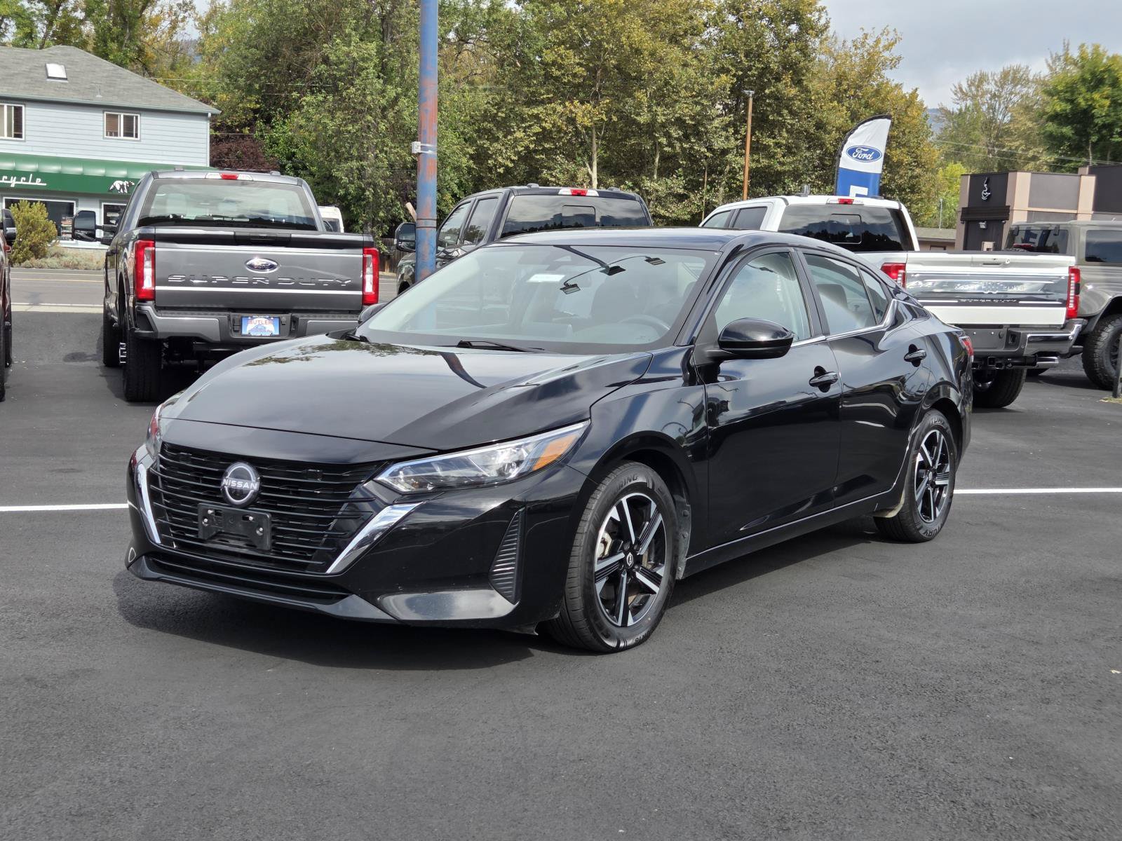 Used 2024 Nissan Sentra SV FWD image 1