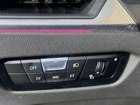 Used 2024 BMW 330e 330e image 17