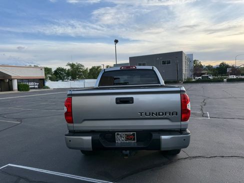 Used 2019 Toyota Tundra Limited w/ Limited Premium Package AWD/4WD image 6