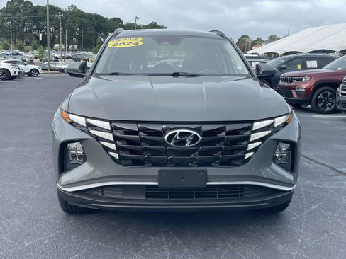 Used 2024 Hyundai Tucson SEL FWD image 2