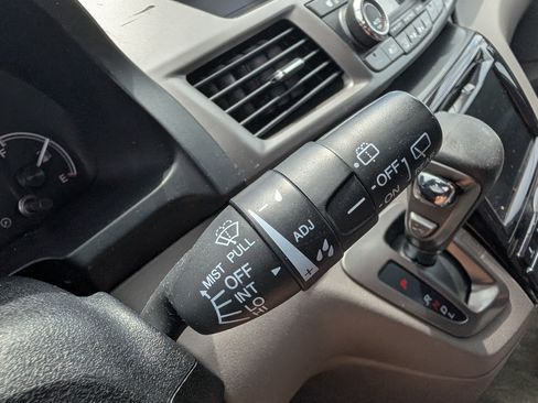 Used 2016 Honda Odyssey EX-L image 30