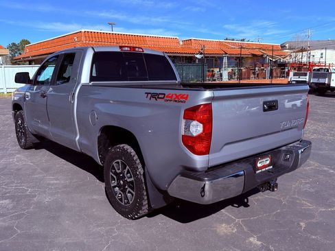 Used 2017 Toyota Tundra SR5 w/ TRD Off Road Package image 4