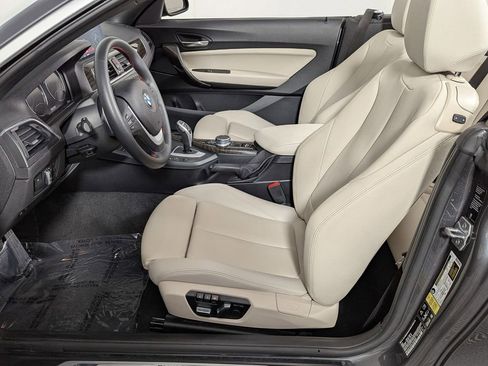 Used 2020 BMW 230i xDrive Convertible w/ Premium Package image 23