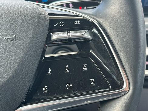 Certified 2024 Cadillac Lyriq Sport RWD image 37
