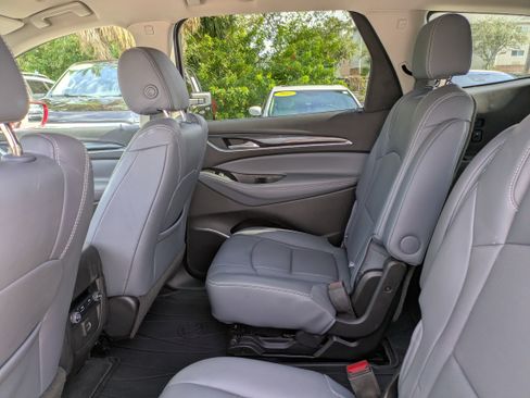 Used 2020 Buick Enclave Essence w/ Sport Touring Edition image 15