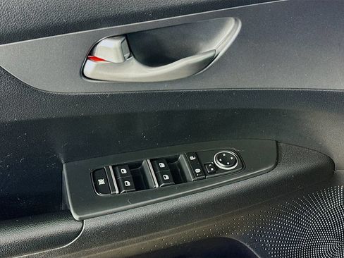 Used 2019 Kia Forte Sedan FWD image 18