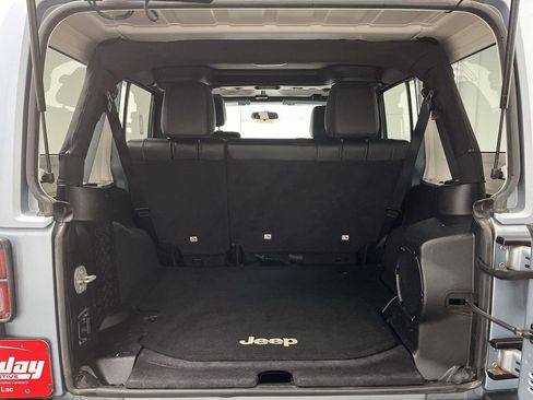 Used 2012 Jeep Wrangler Unlimited Sahara AWD/4WD image 24
