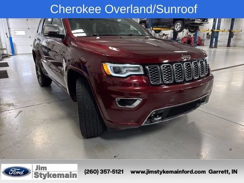 Used 2019 Jeep Grand Cherokee Overland AWD/4WD image 31