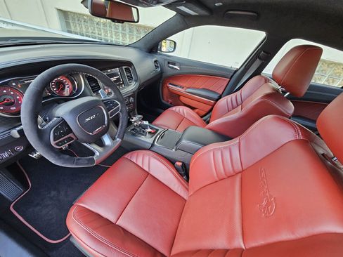 Used 2022 Dodge Charger SRT Hellcat RWD image 18