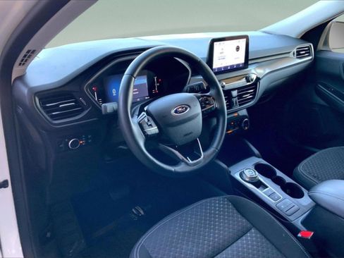 Used 2023 Ford Escape Active image 21