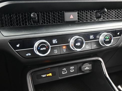 Used 2024 Honda CR-V EX image 25
