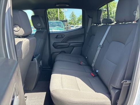 Used 2025 Chevrolet Colorado W/T RWD image 13