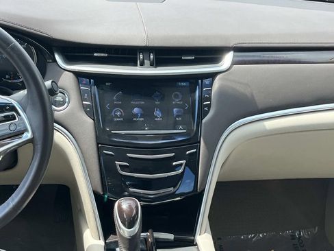Used 2017 Cadillac XTS Premium Luxury FWD image 14