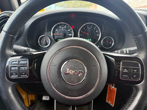 Used 2014 Jeep Wrangler Unlimited Sahara w/ Dual Top Group image 11