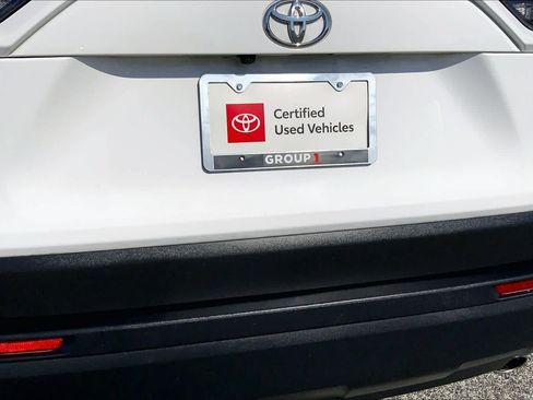 Certified 2025 Toyota RAV4 XLE FWD image 10