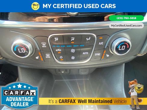 Used 2019 Chevrolet Traverse LT w/ LT Premium Package AWD/4WD image 43