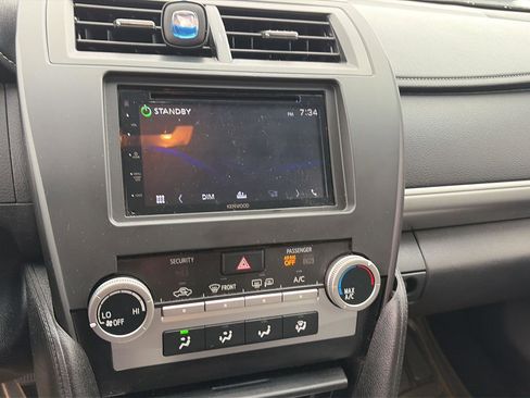 Used 2013 Toyota Camry SE FWD image 6
