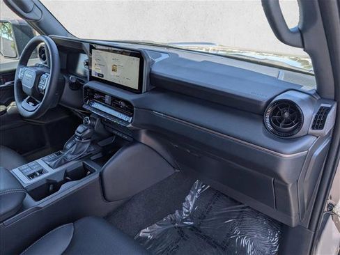 Certified 2024 Toyota Land Cruiser image 29