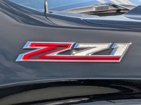 Used 2025 Chevrolet Silverado 1500 LT AWD/4WD image 12