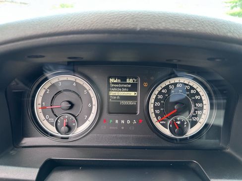 Used 2016 RAM 2500 Tradesman w/ Chrome Appearance Group image 27