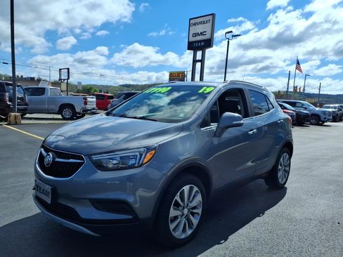 Used 2019 Buick Encore Preferred w/ Safety Package AWD/4WD image 3