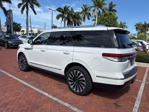 Used 2023 Lincoln Navigator Black Label image 7