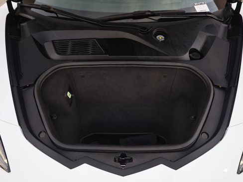 Used 2021 Chevrolet Corvette Stingray Preferred Cpe w/ Z51 Performance Package RWD image 18