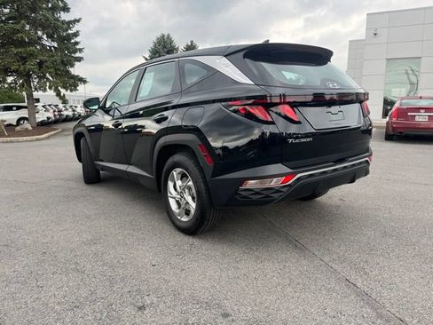 Used 2024 Hyundai Tucson SE AWD/4WD image 3