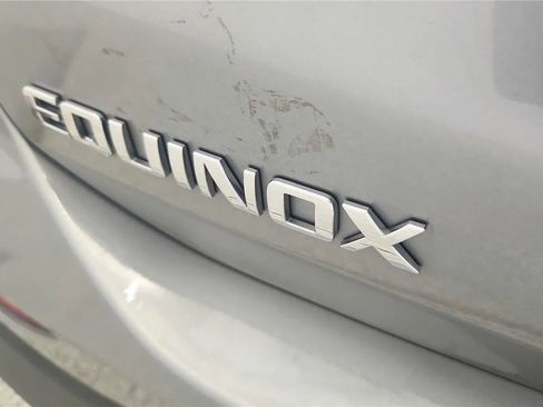 Used 2023 Chevrolet Equinox LT FWD image 17
