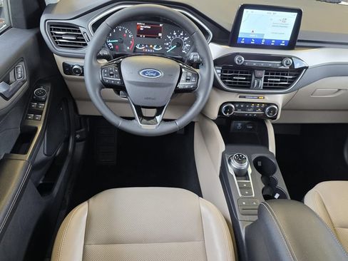 Used 2022 Ford Escape SEL FWD image 12