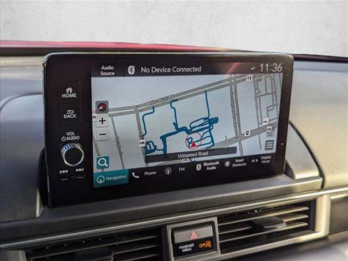 Used 2024 Honda Pilot Touring image 13