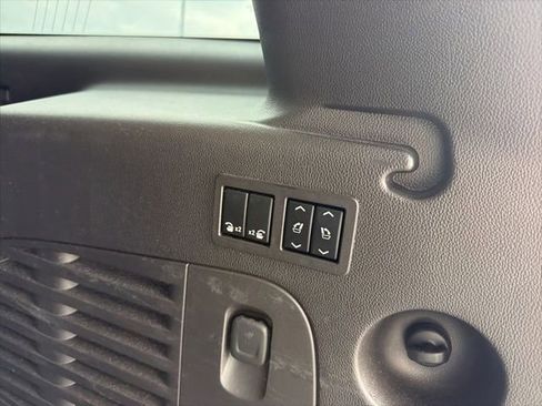 Used 2015 GMC Yukon XL Denali w/ Premium Package AWD/4WD image 11