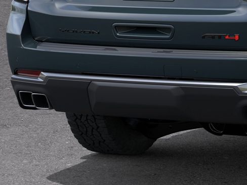 New 2026 GMC Yukon AT4 AWD/4WD image 14