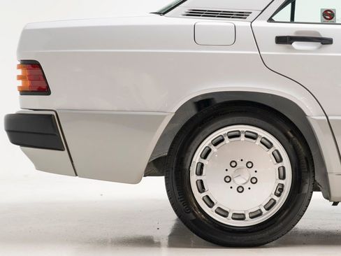 Used 1991 Mercedes-Benz 190 E 2.6 image 74