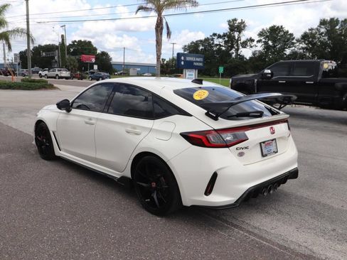 Used 2024 Honda Civic Type R image 10