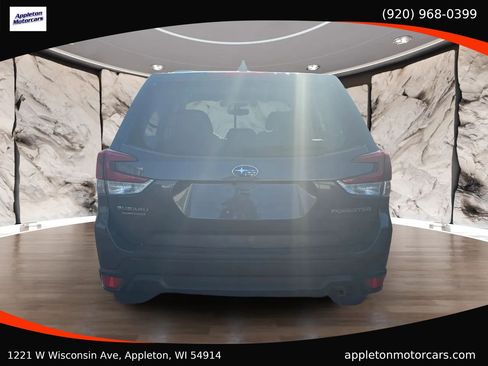 Used 2021 Subaru Forester AWD/4WD image 6