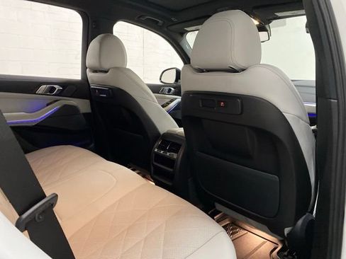 Used 2023 BMW X5 sDrive40i w/ Premium Package RWD image 22
