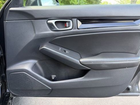 Used 2024 Honda Civic EX-L image 29