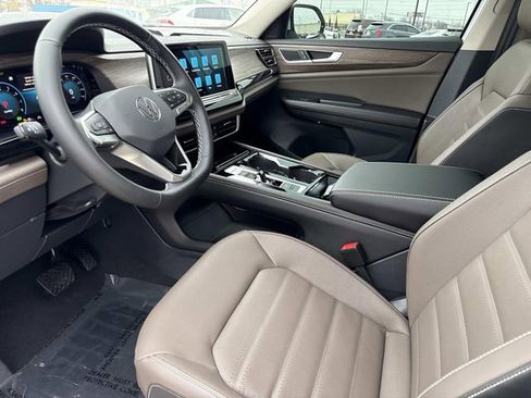 New 2026 Volkswagen Atlas SEL image 12