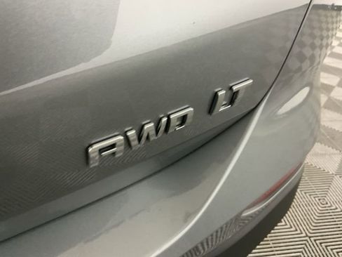 Used 2024 Chevrolet Equinox LT w/ LPO, Floor Liner Package image 16