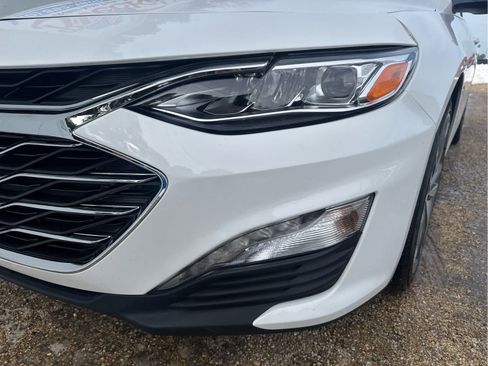 Used 2024 Chevrolet Malibu LT FWD image 11