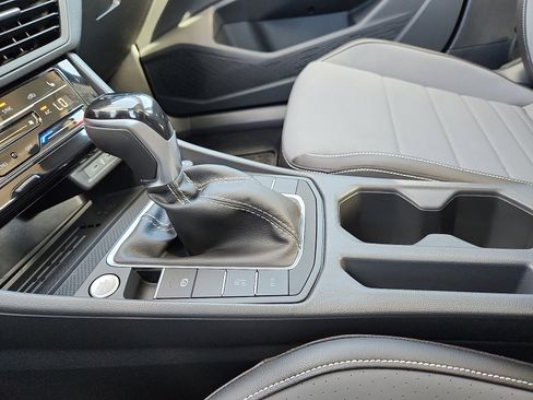 New 2026 Volkswagen Jetta SE FWD image 20