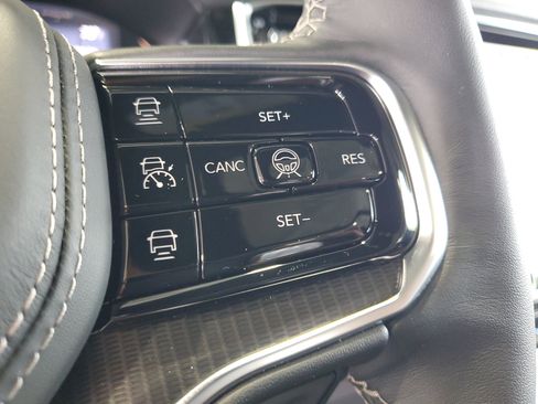 New 2026 Jeep Grand Wagoneer L Summit AWD/4WD image 24