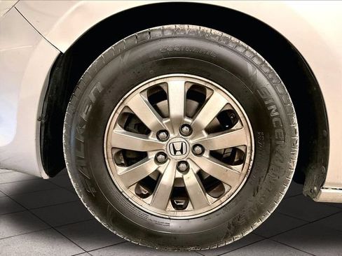 Used 2010 Honda Odyssey EX image 9