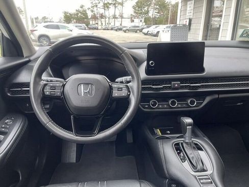 Used 2025 Honda HR-V EX-L image 17