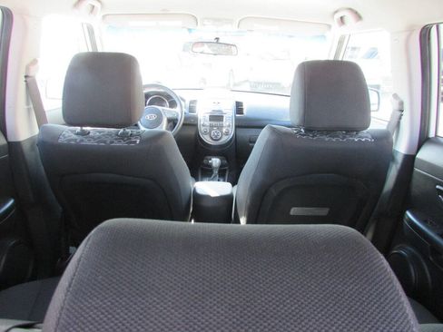Used 2011 Kia Soul + w/ Audio Pkg image 20